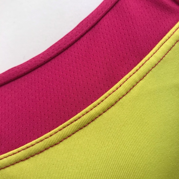 TAPOUT workout tank - Picture 3 of 7